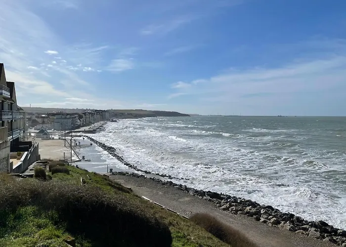 Entre Mer Et Commerces